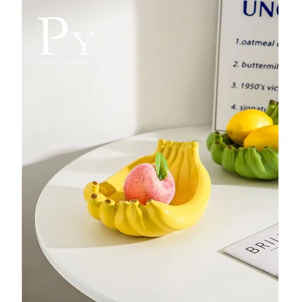 No banana yellow small fruit plate for storage