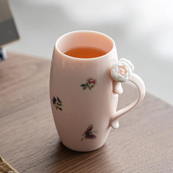 Pink clay scented tea cup (butterfly style)