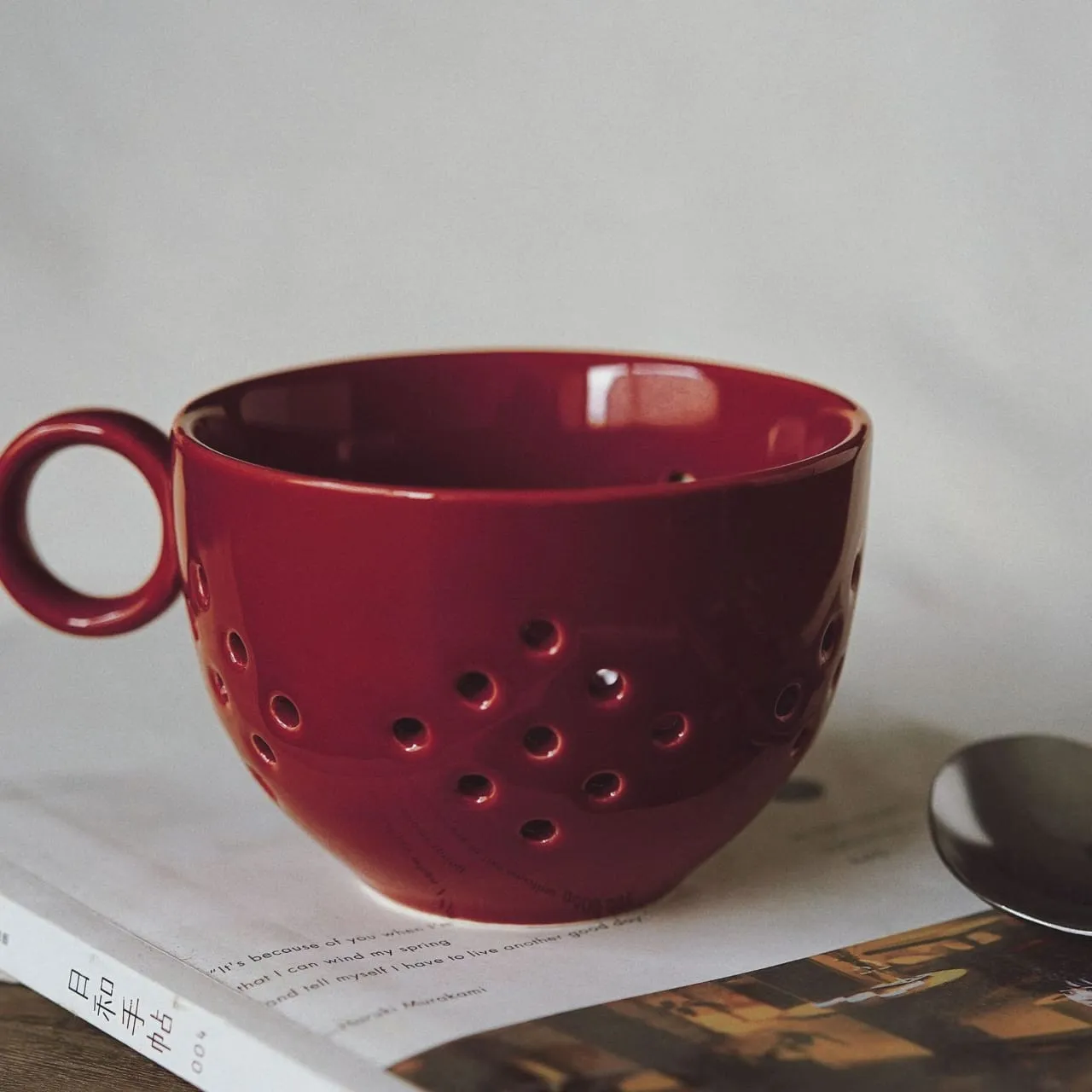 Ceramic small drain bowl