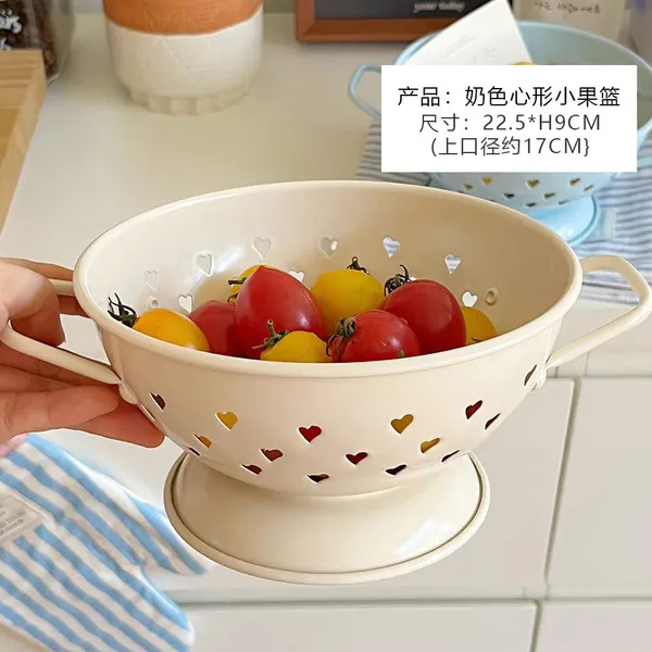 Cream heart-shaped fruit basket