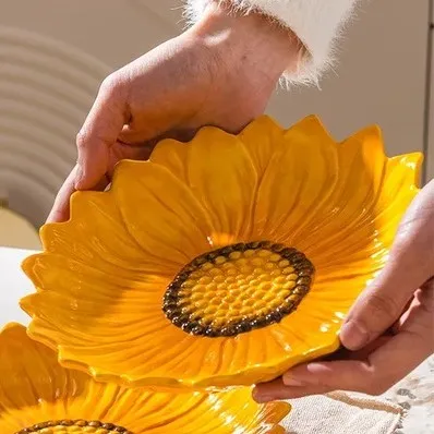 1 Pcs Sunflower plate premium
